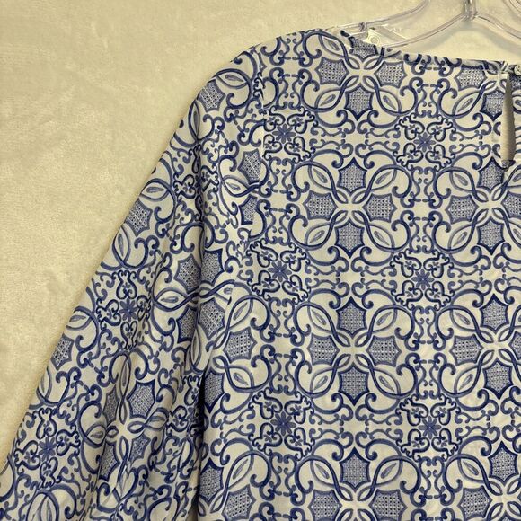 Talbots Women's Blue Geometric Print Blouse Top 3/4 Smocked Sleeve Size XS - Picture 9 of 16